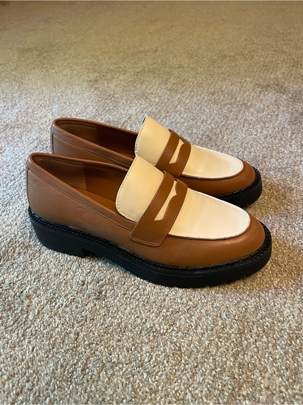 Gianni Bini  Alter Ego Leather Two-Tone Platform Penny Loafers Size 8M NWOB